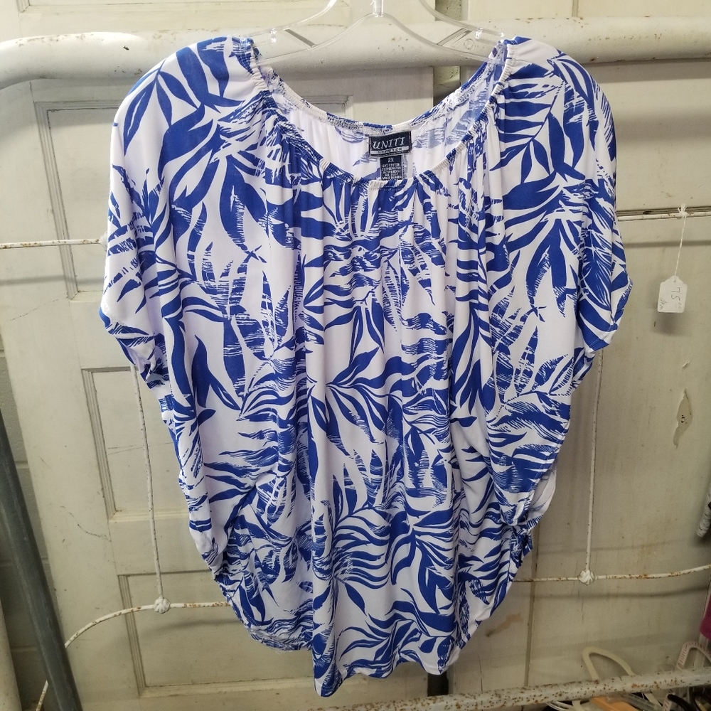 Uniti 2X White Blue Stretch Batwing Blouse